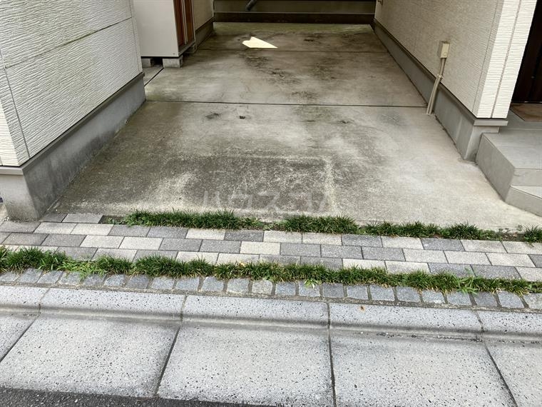 17/27 駐車場