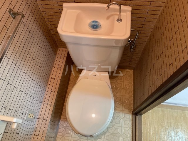 13/22 トイレ