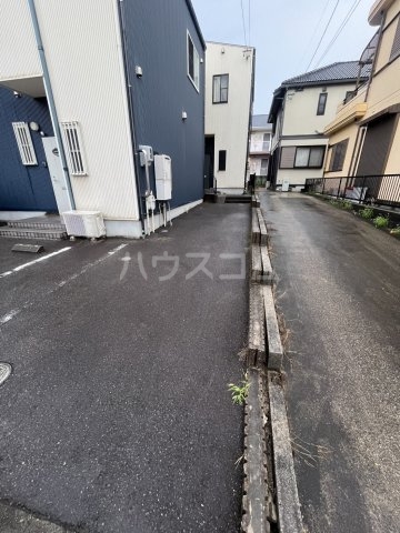 27/30 駐車場