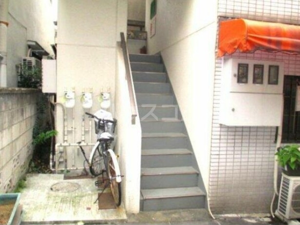 2/10 エントランス