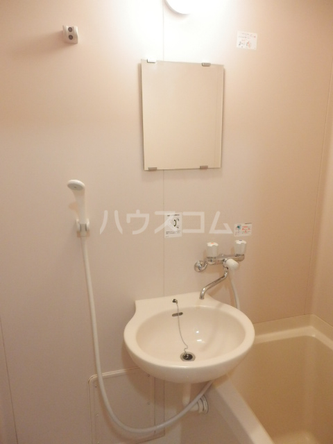 13/30 洗面