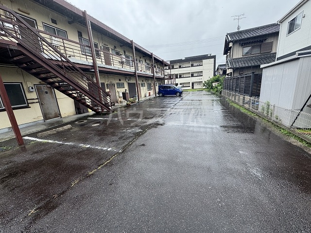 26/30 駐車場