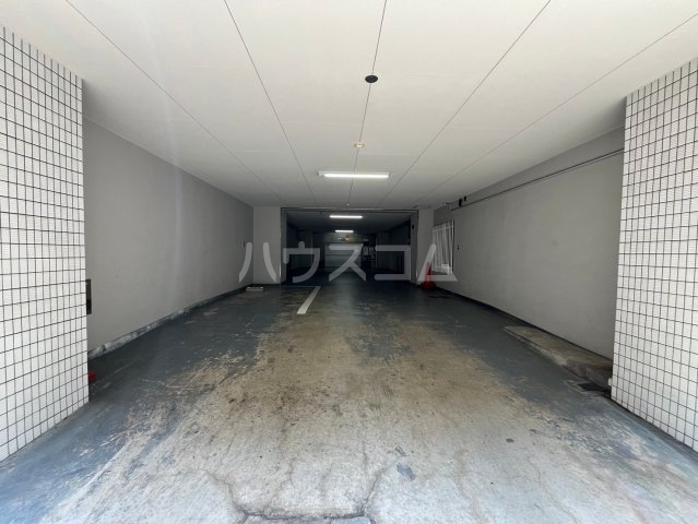 21/27 駐車場