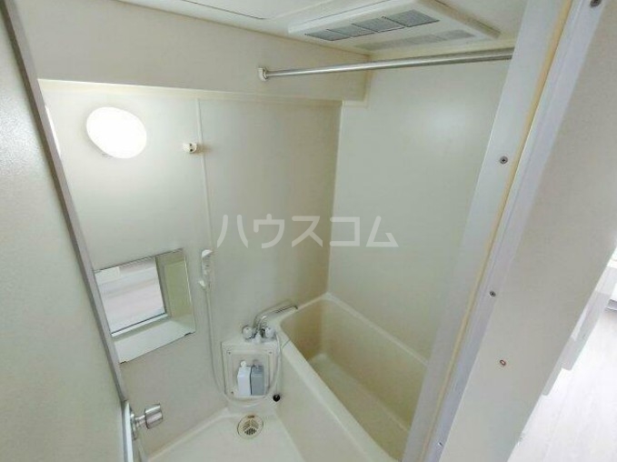 13/26 浴室