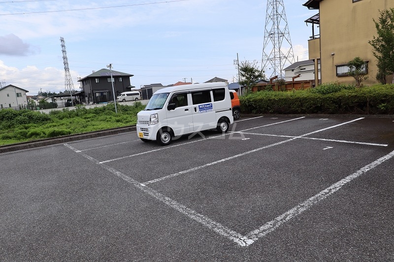 22/23 駐車場