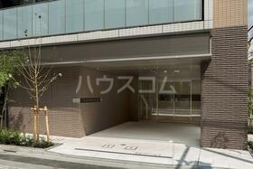16/21 エントランス