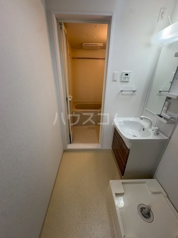 15/30 洗面