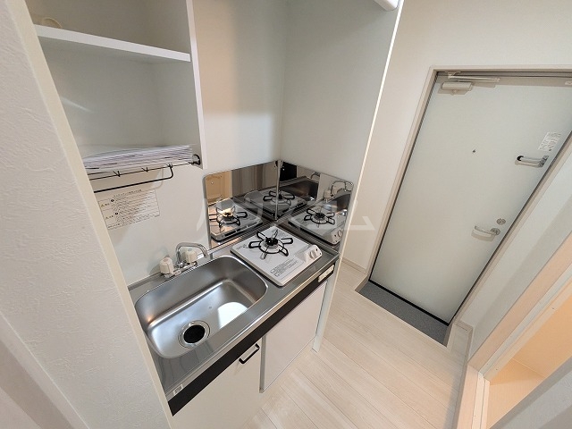 13/30 キッチン