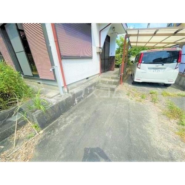 2/10 駐車場