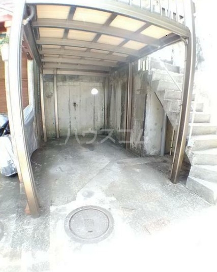 2/7 駐車場