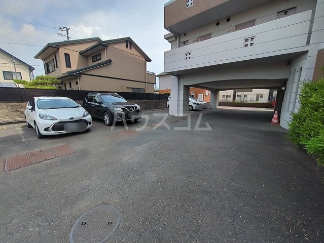 20/22 駐車場