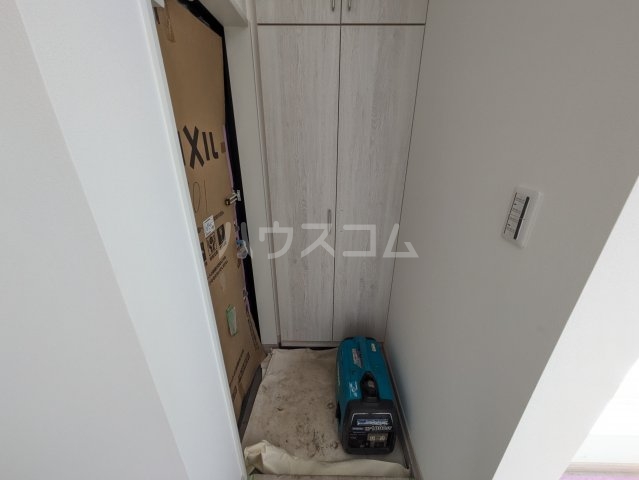 13/30 玄関