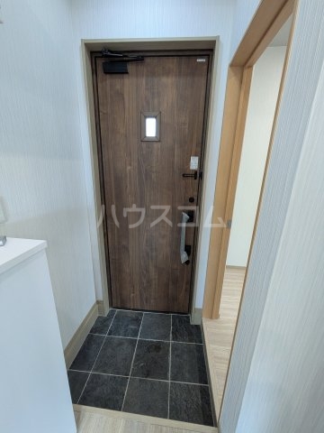 14/30 玄関