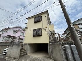 2/4 駐車場