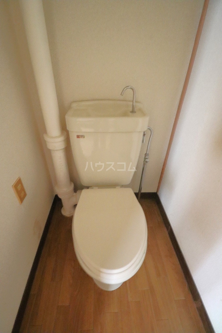 13/30 トイレ