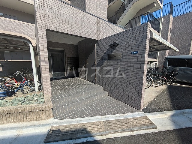 29/30 エントランス