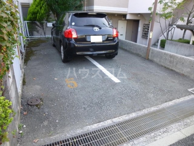 12/13 駐車場