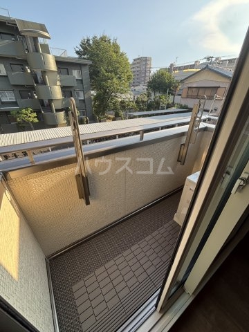 21/30 バルコニー