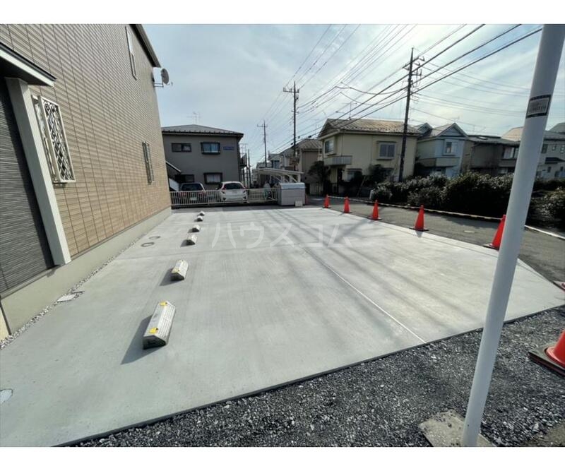 28/30 駐車場