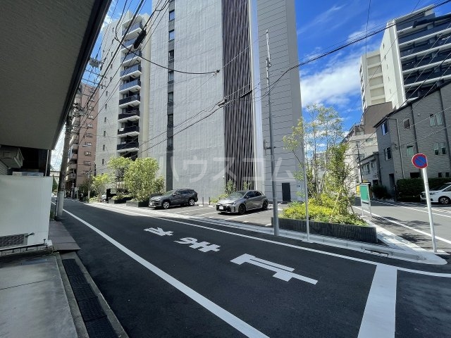 14/14 駐車場