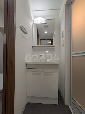14/28 洗面