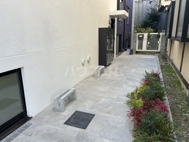 21/22 駐車場