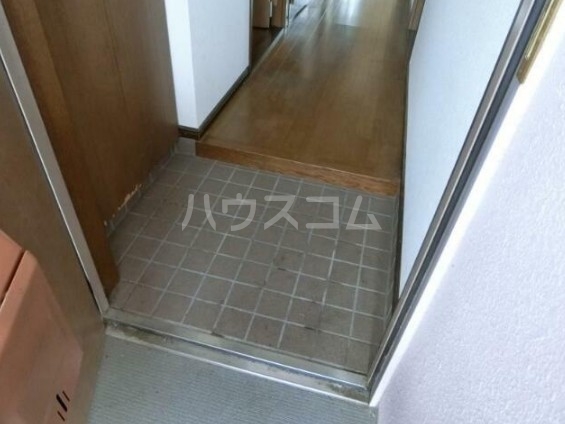 14/30 玄関