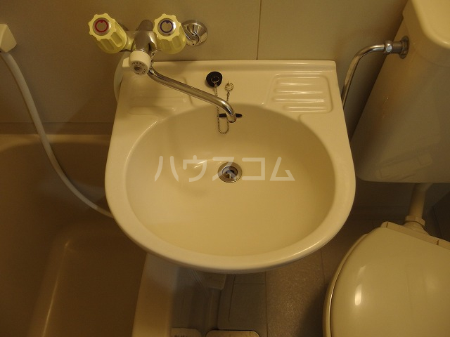 13/30 洗面