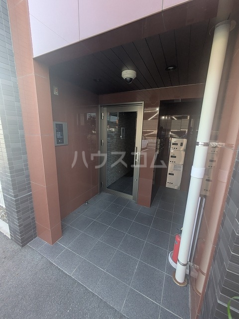 2/3 エントランス