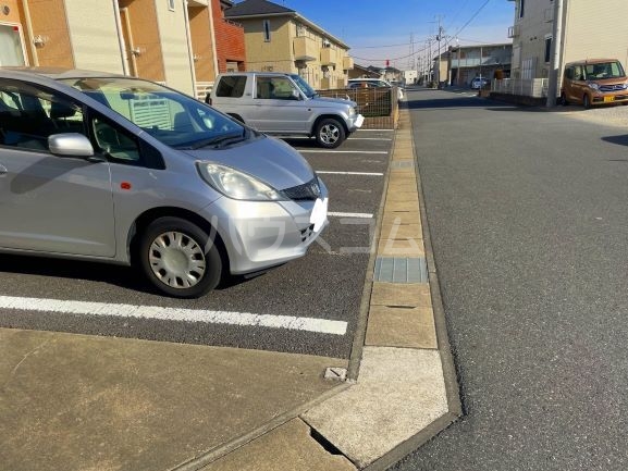 16/26 駐車場