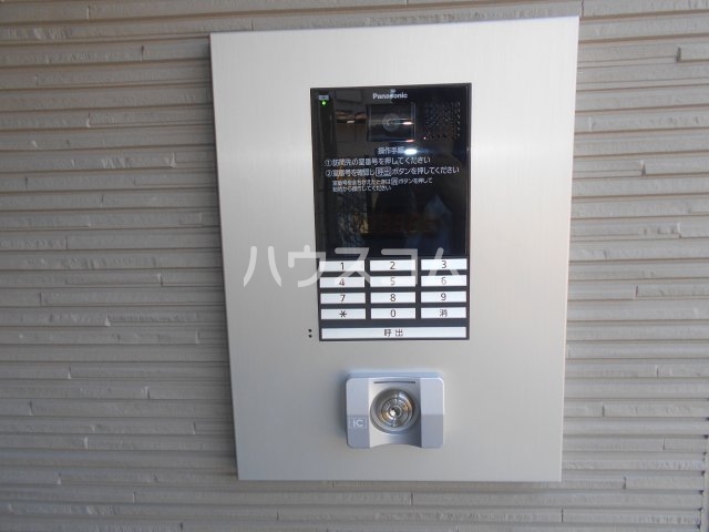 17/27 エントランス