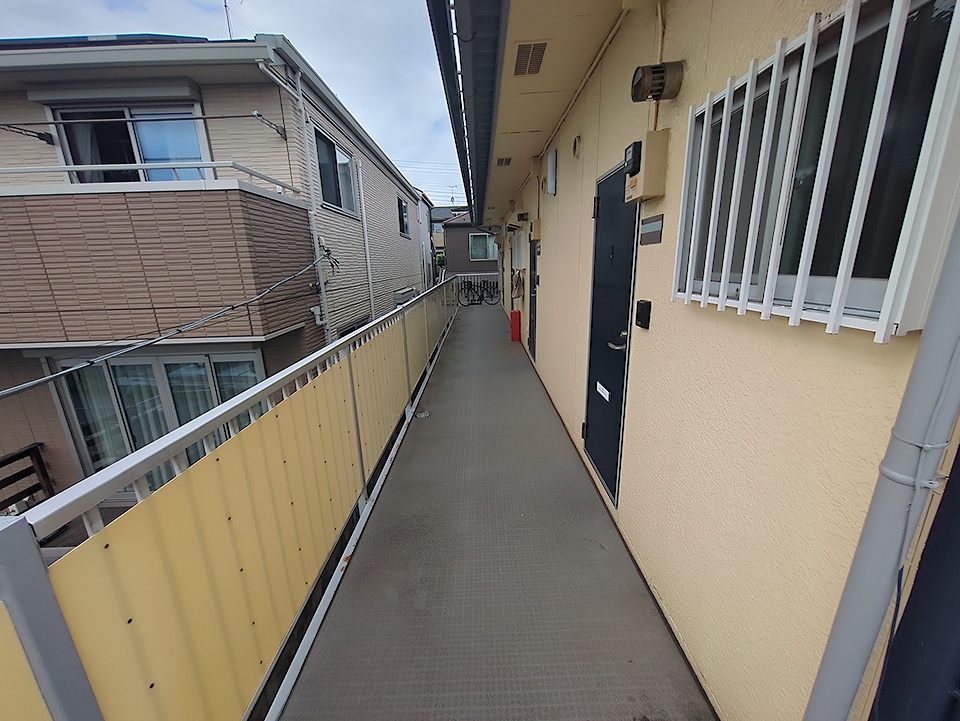 22/30 エントランス