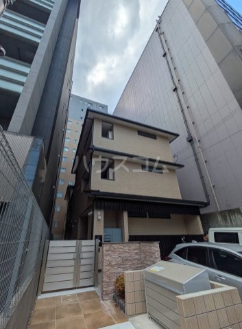 2/30 外観