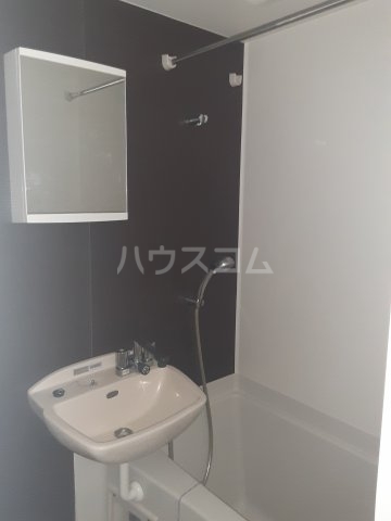 13/30 洗面
