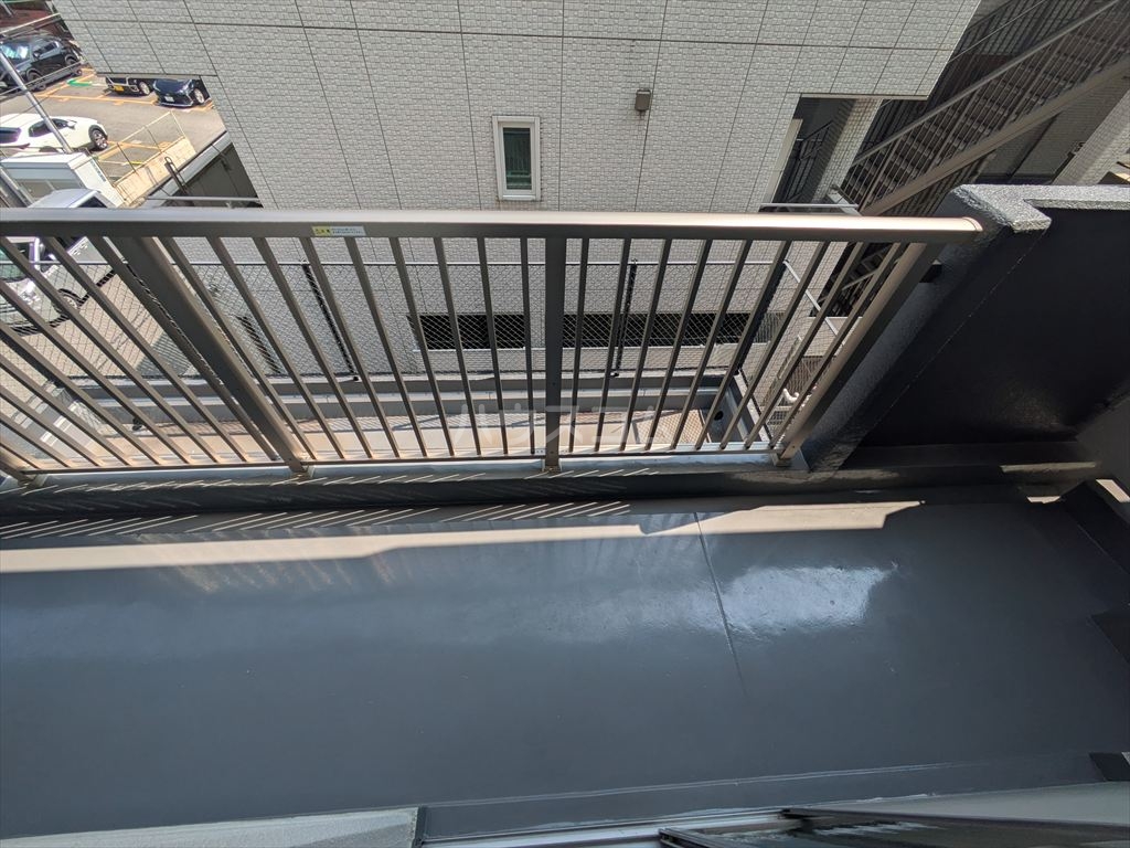 23/30 バルコニー
