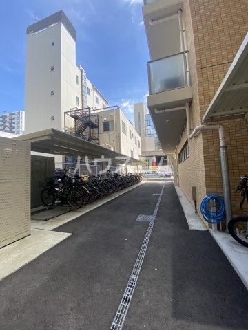 20/30 駐車場