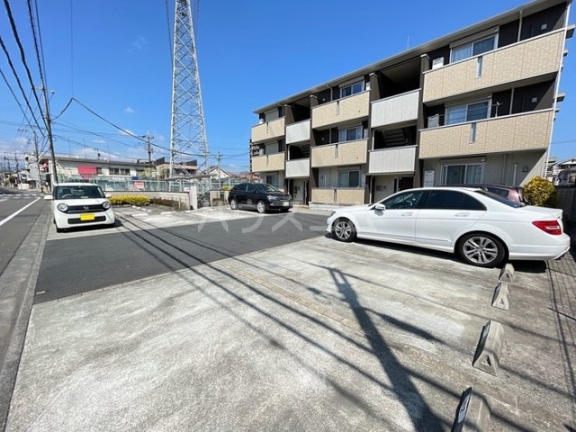 2/7 駐車場