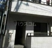 14/17 エントランス