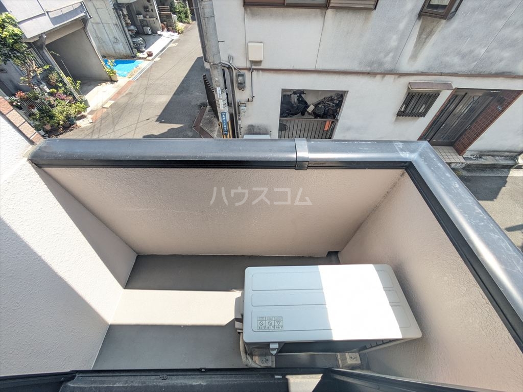21/30 バルコニー