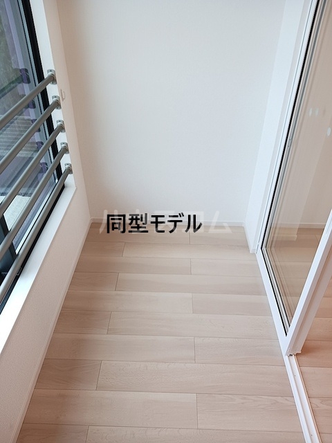 17/30 バルコニー