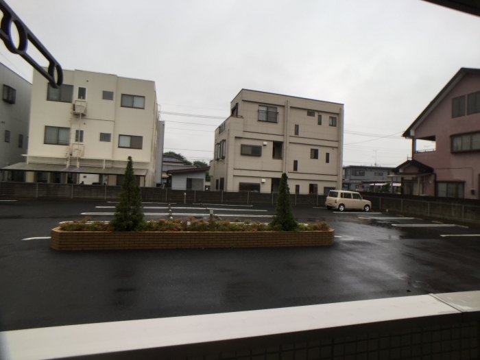 20/27 駐車場