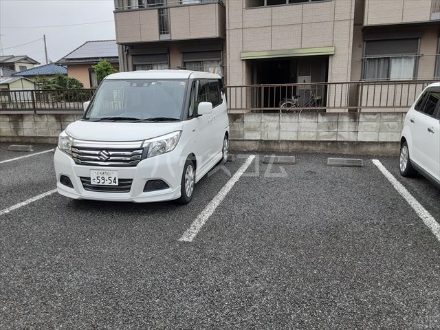 2/10 駐車場