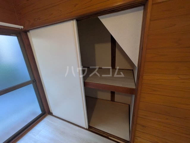 13/30 収納