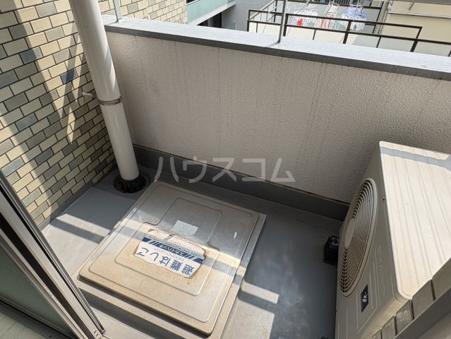 15/27 バルコニー