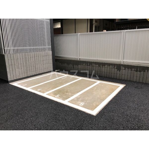 3/13 駐車場