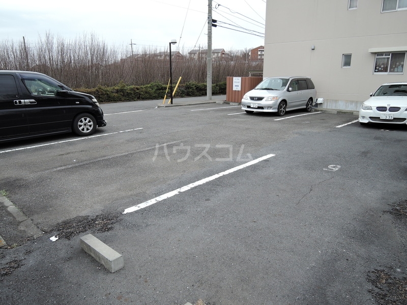 15/16 駐車場