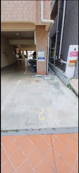 14/22 駐車場
