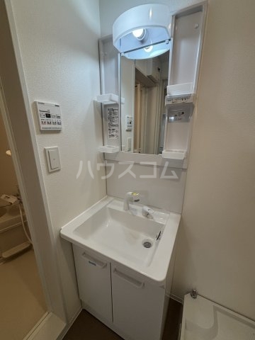 17/30 洗面