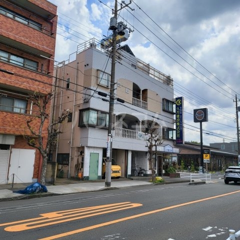 21/30 エントランス