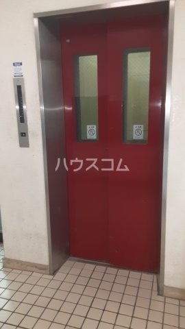 17/23 エントランス